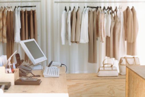 STORECARE - O software de gest�o de varejo com controle de grade - para lojas de roupas e cal�ados